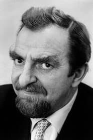 Hugh Griffith as Scheich Ildirim