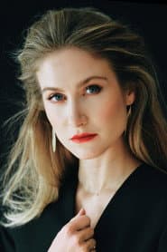 Vini Jurčić as Woman in the Supermarket