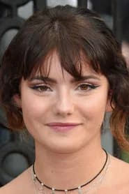 Ramona Marquez as Gwen (voice)