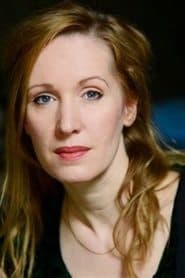 Silvina Buchbauer as News Reporter