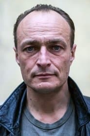 Karel Dobrý as Captain Yusou