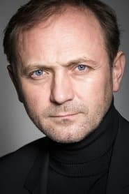 Andrzej Chyra as Andrzej Pakosz