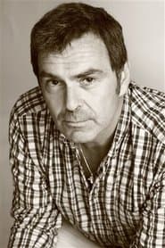 Yves Lambrecht as Roland