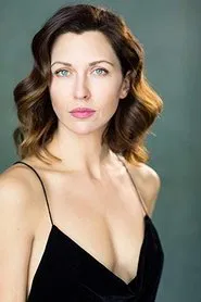 Margo Stilley as Lisa