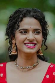 Meenakshi Raveendran as Riya