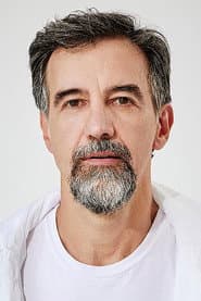Charles Fricks as Fernando Gasparian