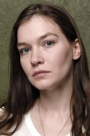 Hannah Gross as Young Penny