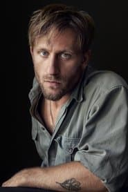 Merlin Leonhardt as Soldat Muller