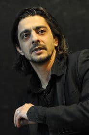 Gábor Nagypál as Doktor
