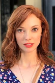 María Eugenia Rigón as Iris