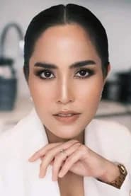 Savika Kanjanamas as Malee's Mother