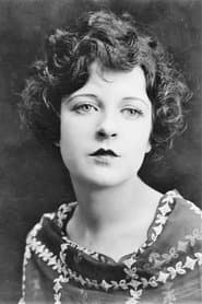 May McAvoy as Woman in crowd (uncredited)