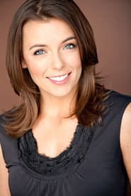 Rose Bachtel as Leah