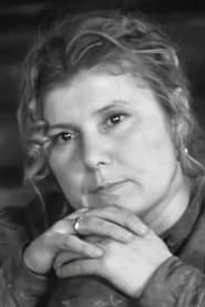 Valentina Vladimirova as Woman Soldier