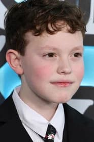 Tristan Borders as Oliver