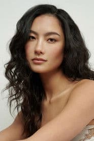Adeline Rudolph as Kitana