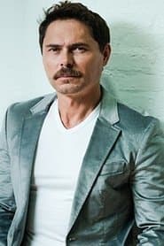 Lucho Velasco as Don Jorge