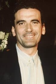 Massimo Troisi as Mario Ruoppolo