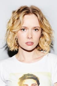 Amelia Eve as Gemma Hall
