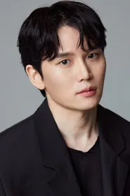 Han Jun-woo as Detective