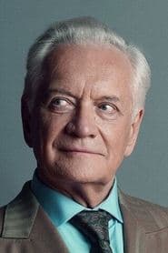 Andrzej Seweryn as Julian Scherner