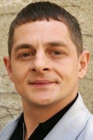 Volker Michalowski as Schriftexperte