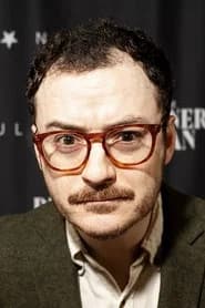 Griffin Newman as Wade
