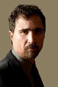 João Miguel as Alberto