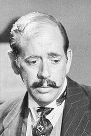 Roberto Meyer as Fool (uncredited)