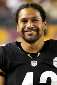 Troy Polamalu as Gotham Rogues Player (uncredited)