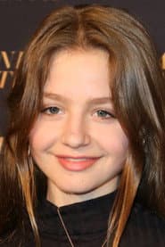Flora Thiemann as Livia Cardew