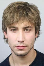 Lucas Nabor as Mario