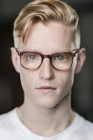 John McCrea as Artie