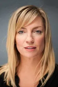Jacqueline Brennan as Sarah Leckie