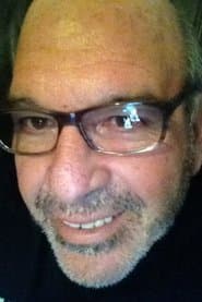 Eric Weinstein as Stagehand