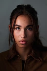 Kiori Mirza Waldman as Mia