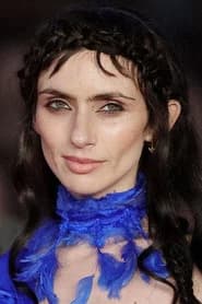 Zoë Bleu Sidel as Elisabeta / Mina