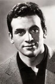 Maurizio Arena as Young Boy with Car (uncredited)