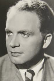 Fritz Genschow as Hauptmann