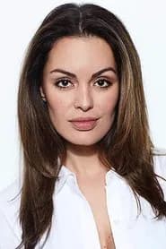 Caroline de Souza Correa as Sheltay Retrac (uncredited)