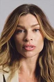 Grazi Massafera as Micaela