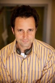 Richard Gabai as Harry
