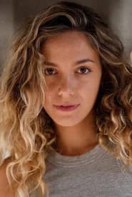 Jade Pirovano as Young Margaret