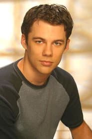 Jeffery Hauser as Kelvin Crew Member (uncredited)