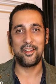 Pablo Adán as Narrator / Fauno (voice)