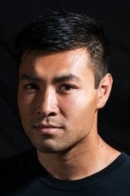 David Chea as Lin Kuei Assassin (uncredited)