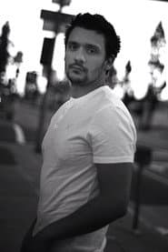Valerio Esposito as Boy