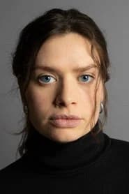 Noemi Krausz as Snowboarder