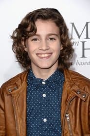 Brandon Spink as Young Bruce Wayne
