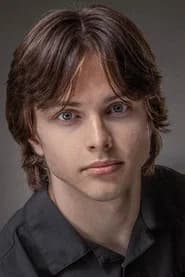 Logan V Davoli as Emmett's Older Son (uncredited)